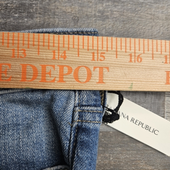 Banana Republic Jeans HR Icon Wide Leg Medium Wash Blue Size 28 NEW Spring 2025 - Picture 9 of 13